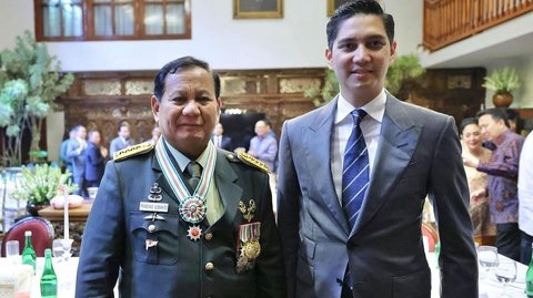 {{caption}}