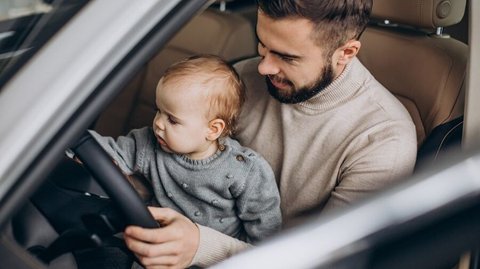 7 Tips Praktis Membawa Bayi Perjalanan Mudik yang Aman, Nyaman dan Anti Rewel