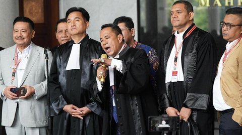 VIDEO: Pede Hotman Paris Klaim Menang 100-0 dari Kubu 01 & 03 di Sidang Sengketa Pilpres