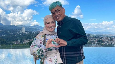 Berikut Ini Beberapa Potret Uya Kuya dan Astrid Saat Rayakan Anniversary ke-21 di California Bareng Anak-Anak