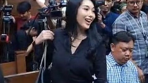 VIDEO: Kronologi Lengkap Biduan Cantik Nayunda Kenal SYL Hingga Nyanyi di Acara Kementan