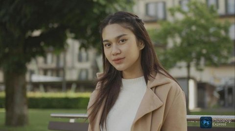 Potret Azizah Salsha Istri Pratama Arhan Liburan di Eropa, Gayanya Selalu Modis dan Cantik Abis