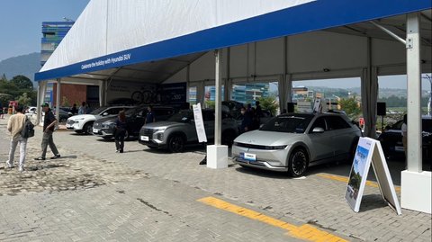 Taman Budaya Sentul, Hyundai menawarkan sesuatu yang menarik dengan mengadakan Mini Motorshow.