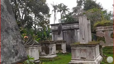 Keunikan Bentuk Nisan Makam di Kerkhof Ampel Boyolali, Banyak yang Bentuknya Monumental