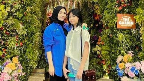 {{caption}}