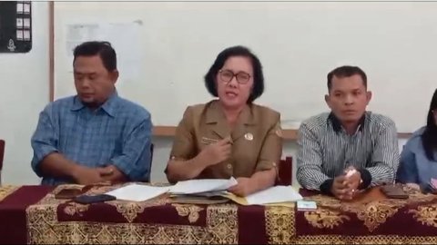 Orangtua Bongkar Dugaan Pungli Berujung Anak Tak Naik Kelas, Kepsek SMA 8 Medan Bakal Dicopot