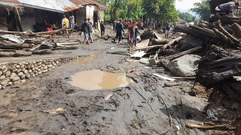 Hampir Sebulan Pascabanjir Lahar Dingin Gunung Marapi, 10 Korban Belum Ditemukan