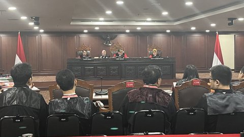 Surat Suara Robek, MK Minta KPU Gelar Pencoblosan Ulang dan Penghitung Ulang di Cirebon