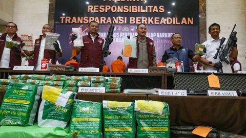 FOTO: Bareskrim Polri Ungkap Peredaran 157 Kg Narkoba Jaringan Malaysia dan Myanmar