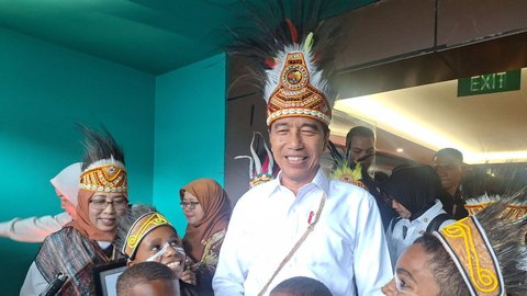 Jokowi: Anak-anak Papua Pinter, Tinggal Menggosoknya agar Cemerlang