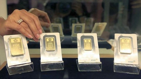 Harga Emas Antam Senin Pagi, Naik Jadi Rp1,396 Juta Per Gram