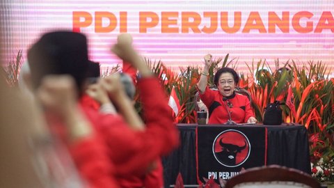 Megawati Tunjuk Tunjuk Ahok Tutup Mulut: Perintah Ketum, Selotip, Nyerocos Aja!