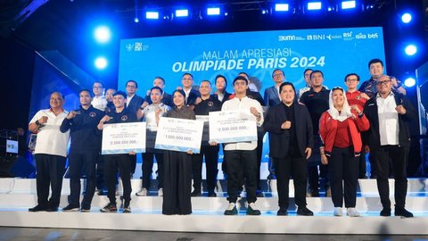 FOTO: Apresiasi Atlet Peraih Medali Olimpiade Paris 2024: Veddriq, Rizki, dan Gregoria Diguyur Bonus Miliaran Rupiah