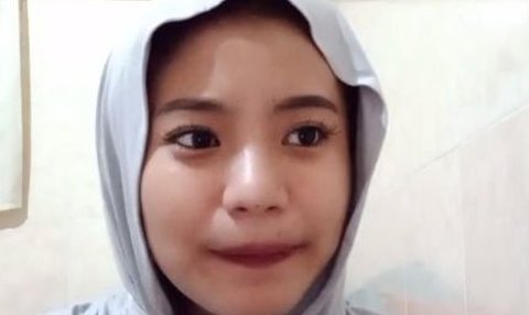 Viral Cerita Nadin Amizah Kepepet Pinjam Uang Seratus ke Orang Tak Dikenal, Akui Terdesak dan Buru-buru