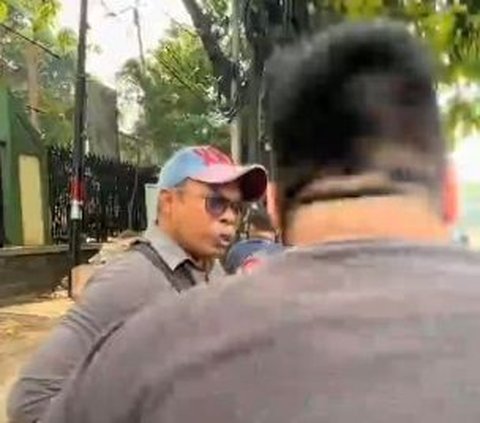 Gerombolan Debt Collector Setop Pemotor di Tengah Jalan, Dilawan Malah Ancam Mau Bunuh