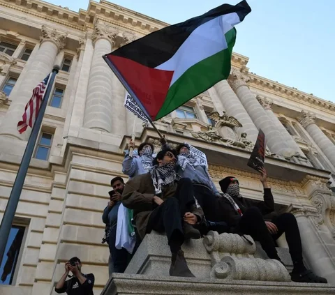 Demo Terbesar dalam Sejarah AS, Ratusan Ribu Orang Dukung Palestina di Washington