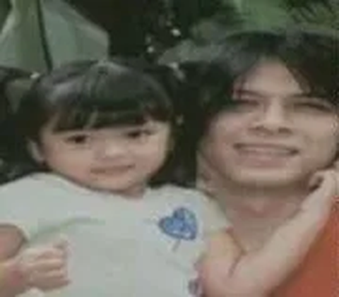 Debut Perdana Alleia Anak Ariel jadi Bintang Iklan di Brand Ternama 'Persembahan untuk Papa'