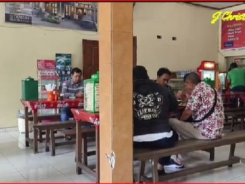 Merasakan Nikmatnya Sate Sapi Pak Kempleng, Salah Satu Kuliner Legendaris di Kabupaten Semarang