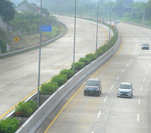 FOTO: Untuk Perlancar Lalu Lintas Natal dan Tahun Baru, Tol Serpong-Cinere Seksi 2 Pamulang-Cinere Dibuka Gratis