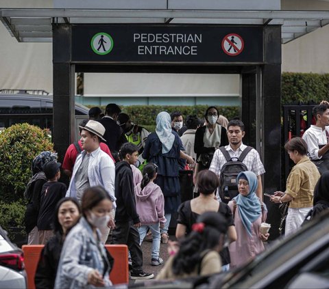 FOTO: Tertinggi se-Indonesia, Biaya Hidup di Jakarta Hampir Rp15 Juta Sebulan