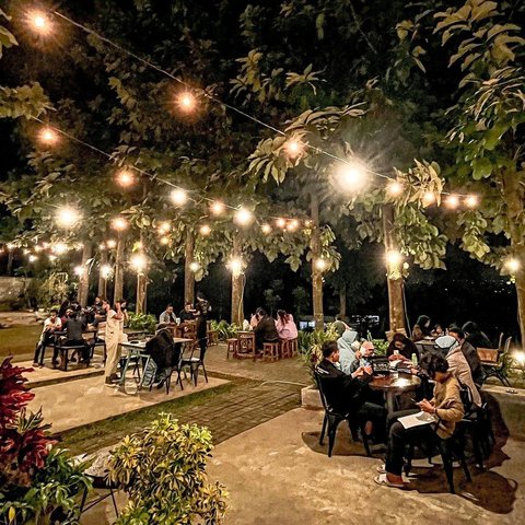 13 Tempat Makan di Malang Punya Pemandangan Indah, Estetik dan Instagramable, Sayang untuk Dilewatkan