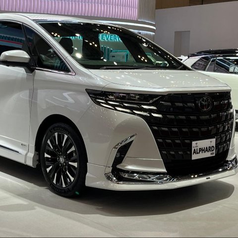 Makin Bengkak Duit HUT RI di IKN, Istana Sewa 100 Mobil Ada Alphard Rp25 Juta/hari Bikin Bos Rental Cuan Besar