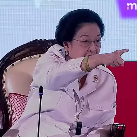 Momen Megawati Tunjuk-Tunjuk Jenderal TNI, Ngegas Sindir Kapolri Jika Polisi Berani Tangkap