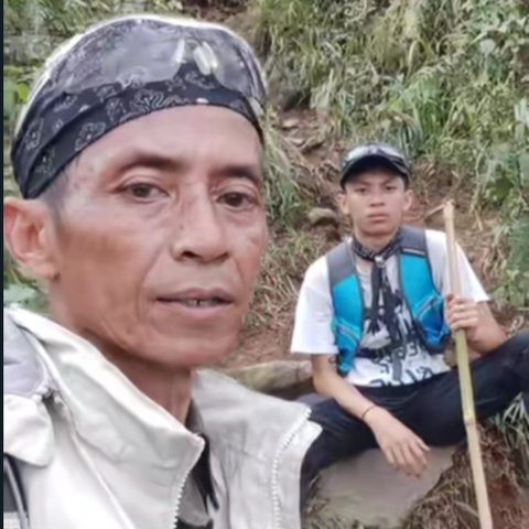 Ayah Ini Kenang Jaket 8 Tahun Lalu yang Biasa Dipakai untuk Antar Sekolah, Kini Dipakai untuk Naik Gunung Bareng Sang Anak