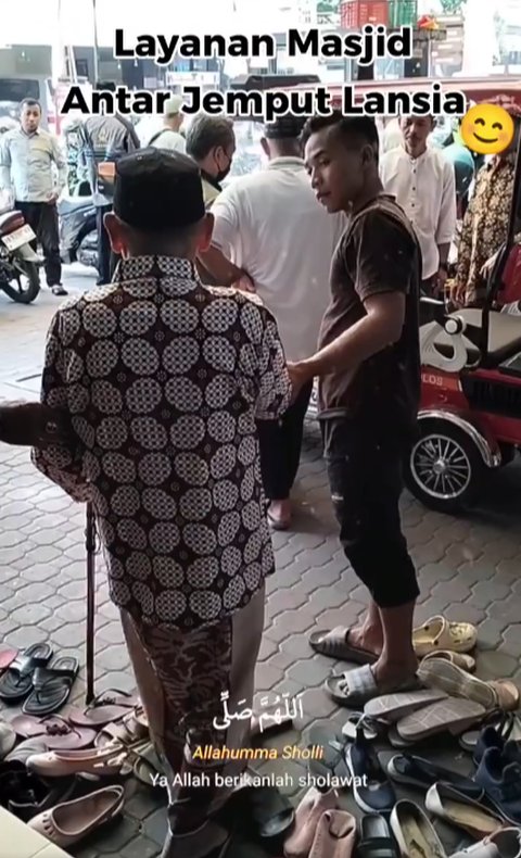 Keren Banget, Masjid di Yogyakarta ini Punya Layanan Antar Jemput untuk Jemaah Lansia