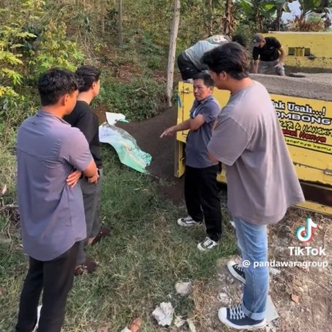 Tak Hanya Berkontribusi di Masalah Sampah, Aksi Pandawara Renovasi Sekolah di Pelosok Daerah Ini Curi Perhatian