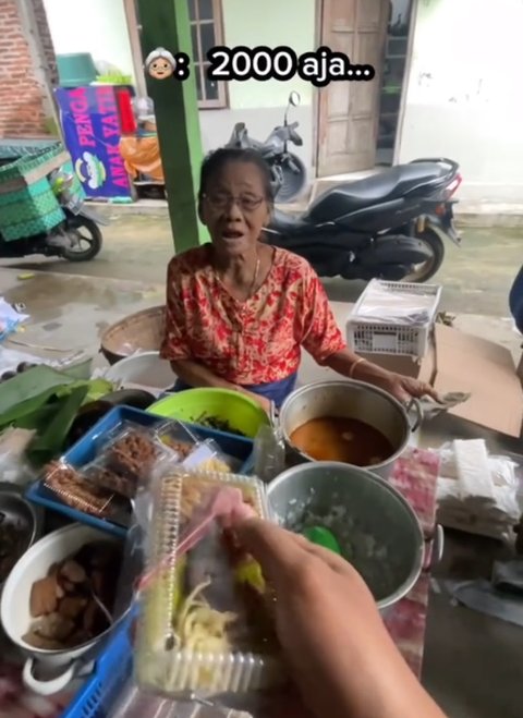 Viral Pria di Sragen Bisa Makan 3 Kali Sehari dengan Uang Rp10 Ribu, Aksinya Curi Perhatian