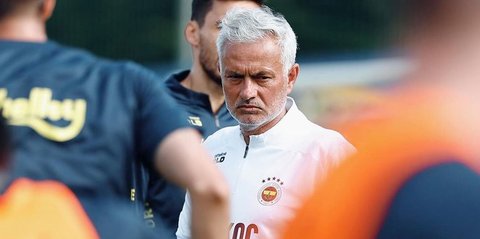 Rekap Transfer Fenerbahce: Langkah Awal Jose Mourinho, Melepas Batshuayi dan Mengontrak En-Nesyri.