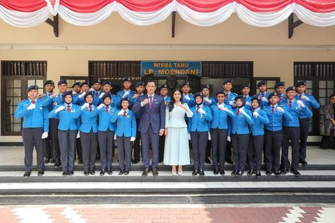 Potret Cantik Annisa Pohan saat Mendampingi AHY Nostalgia Masa SMA di Magelang, Penampilannya Mencuri Perhatian