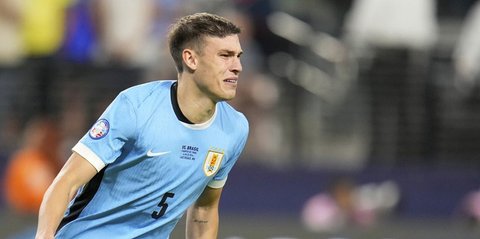 Manuel Ugarte tampil mengesankan bersama timnas Uruguay, sementara Casemiro mulai merasa khawatir?