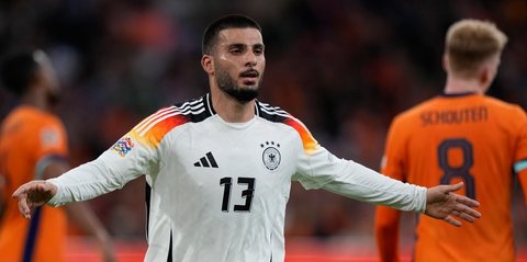 Pertandingan antara Belanda dan Jerman berakhir dengan hasil imbang 2-2.