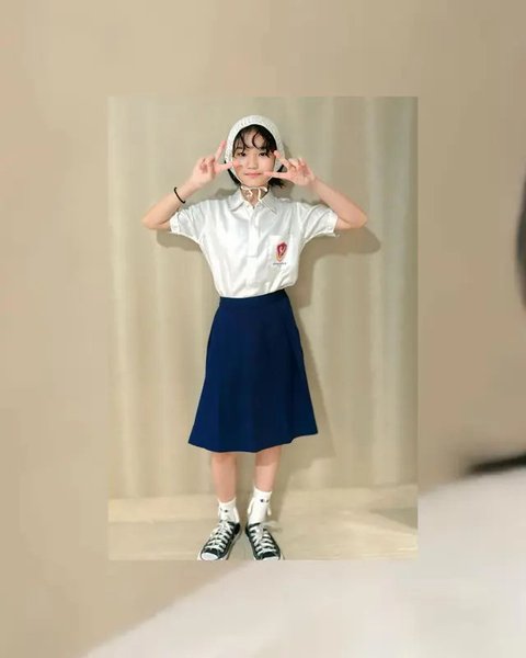 Putih dan Cantik, Potret Bilqis, Putri Ayu Ting Ting mengenakan Seragam Sekolah di Kinderfield Highfield School