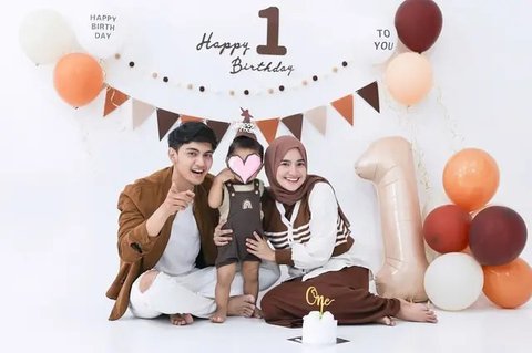 Telah Memiliki Anak, Deretan Potret Keluarga Harmonis Vicky Kalea dari 'Love Story the Series'