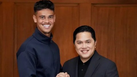 Luar Biasa! Sumpah Mees Hilgers dan Eliano Reijnders Sebagai WNI Petugas Kemenkumham Terbang ke Belanda