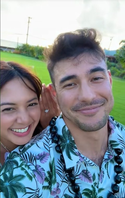 Aurelie Moeremans Umumkan Pertunangan dengan Tyler Bigenho: We're Engaged