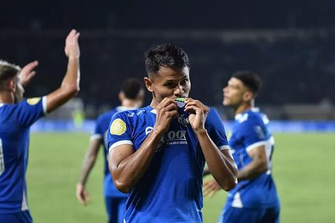 Dimas Drajad Merasa Terenyuh Setelah Berhasil Mencetak Gol dalam Laga Bigmatch Persib vs Persija