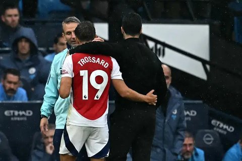 Penjelasan Leandro Trossard soal Kartu Merah dalam Pertandingan Manchester City vs Arsenal