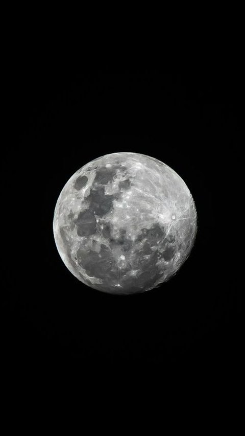 Scientists Say the Moon is Shrinking, a Dangerous Phenomenon for Astronauts!