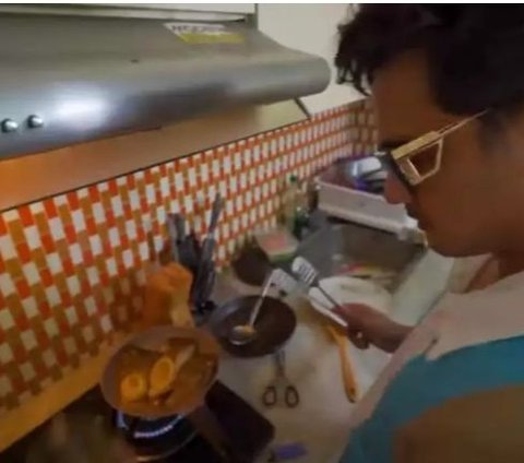 Portrait of the Kitchen in the Rental House of the Late Vanessa Angel and Bibi Andriansyah, Leaving Many Sweet Memories!