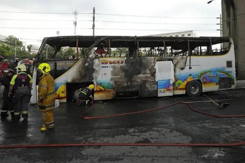 Bus Sekolah di Thailand Terbakar, 25 Penumpang Diyakini Tewas Terpanggang