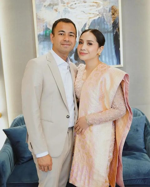 Bikin Melongo, Harga Tas Nagita Slavina Saat Temani Raffi Ahmad Terima Gelar Doktor Honoris Causa di Thailand