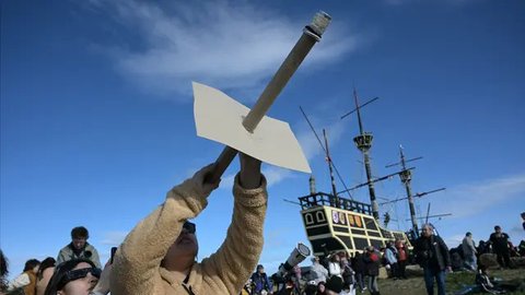 FOTO: Cantiknya Gerhana Matahari Cincin yang Hiasi Langit Argentina dan Chile