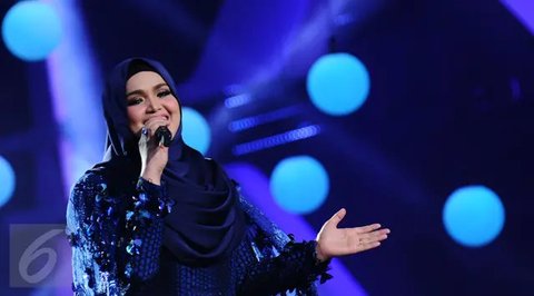 Tampilan Memukau Yura  Yunita dan Siti Nurhalizah Saat Buka Konser Tunggal John Legend di Sentul