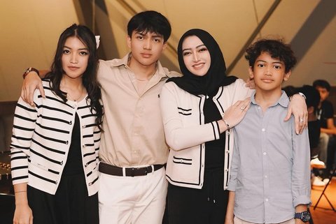 Cantik dan Ganteng-Ganteng, 7 Potret Terbaru Anak-Anak Sahrul Gunawan yang Beranjak Remaja