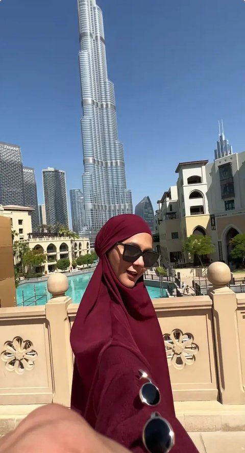 6 Potret Paula Verhoeven Berhijab, Liburan Ke Dubai Tanpa Kehadiran Baim Wong