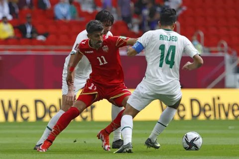 Asosiasi Sepak Bola Bahrain Kena Sanksi FIFA Gara-gara Laser dan Peluit oleh Suporter